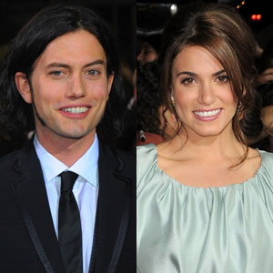 dating app where the girl has to message first